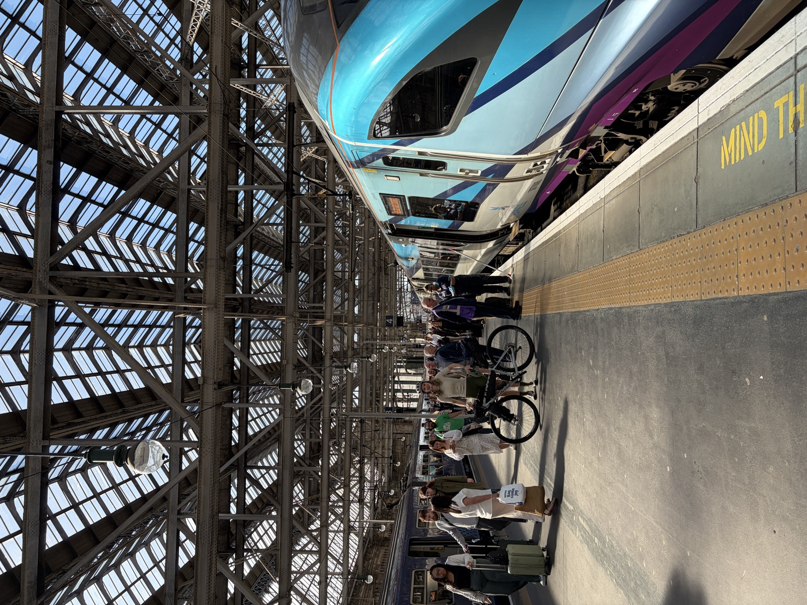 Train from Manchester Airport to Glasgow